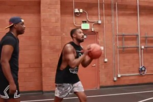 奥斯卡影帝兼职篮球大神💯 叫“乔丹”的都这强嘛😮